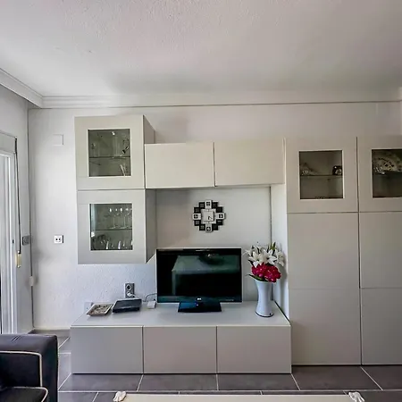Apartment Coastal Family In La Carihuela